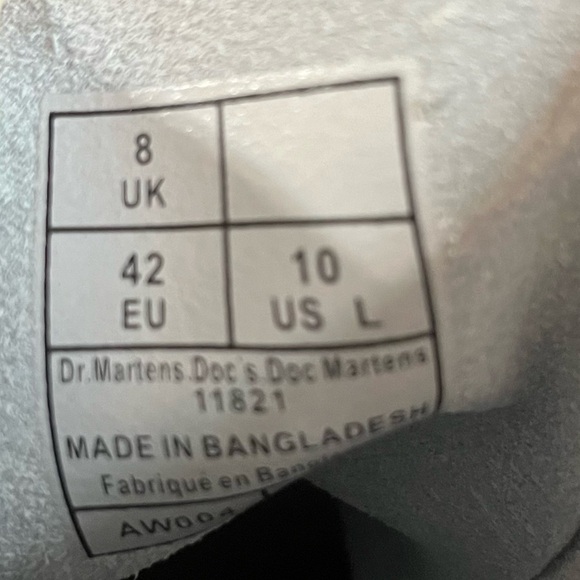 Dr. Martens Women's 1460 Smooth Leather Lace Up Boots, Size 10 - Picture 8 of 11